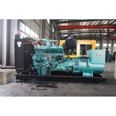 200kw東方紅柴油發(fā)電機(jī)組-東方紅6缸柴油機(jī)LR6H4L-DA柴油發(fā)電機(jī)組,缸徑/行程：120/130mm,柴油發(fā)電機(jī)組水冷發(fā)動機(jī)功率206KW,柴油發(fā)電機(jī)組配套馬拉松斯坦福發(fā)電機(jī)。廠價(jià)直銷歡迎選購：13773399855。