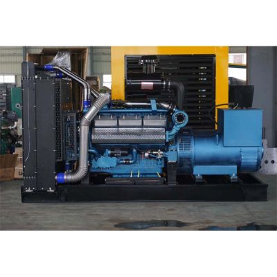 650kw東風(fēng)研究所柴油發(fā)電機(jī)組-東風(fēng)研究所12缸柴油機(jī)SYG266TAD68柴油發(fā)電機(jī)組,缸徑/行程：135/155mm,柴油發(fā)電機(jī)組水冷發(fā)動(dòng)機(jī)功率680KW,柴油發(fā)電機(jī)組配套馬拉松斯坦福發(fā)電機(jī)。廠價(jià)直銷(xiāo)歡迎選購(gòu)：13773399855。