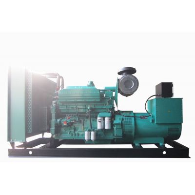 600kw重慶康明斯柴油發(fā)電機(jī)組-重慶康明斯6缸柴油機(jī)QSK19-G11柴油發(fā)電機(jī)組,缸徑/行程：159/159mm,柴油發(fā)電機(jī)組水冷發(fā)動(dòng)機(jī)功率667KW,柴油發(fā)電機(jī)組配套馬拉松斯坦福發(fā)電機(jī)。廠價(jià)直銷歡迎選購(gòu)：13773399855。