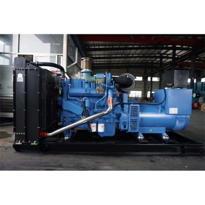 300KW玉柴柴油發電機組-玉柴6缸柴油機YCDV11D-420,柴油發電機組缸徑/行程：126/155mm,柴油發電機組水冷發動機功率309KW,柴油發電機組配套馬拉松斯坦福發電機。廠價直銷歡迎選購：13773399855。